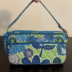 Vera Bradley Quilted Doodle Daisy Blue & Green Zippered Wristlet Wallet